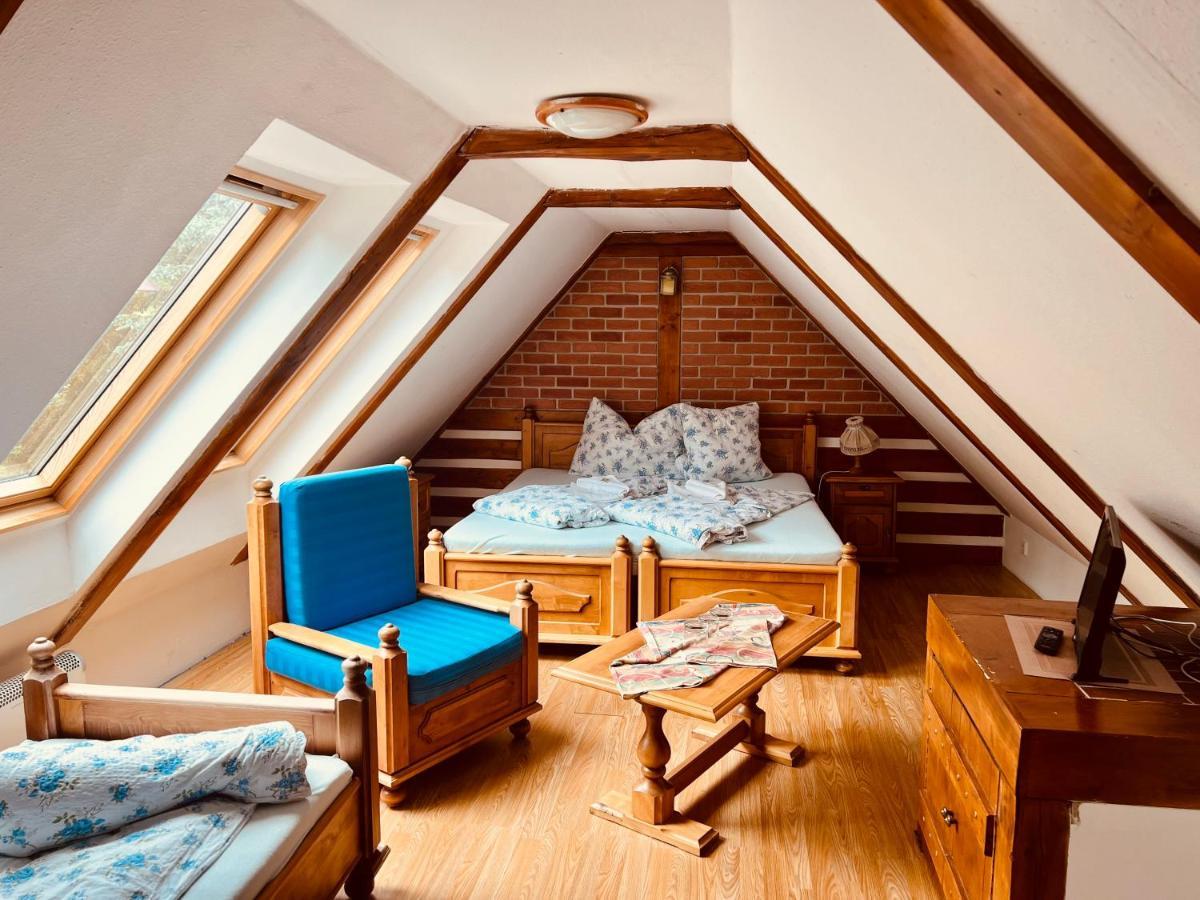 Hotel Na Vyhlidce Korenov Luaran gambar