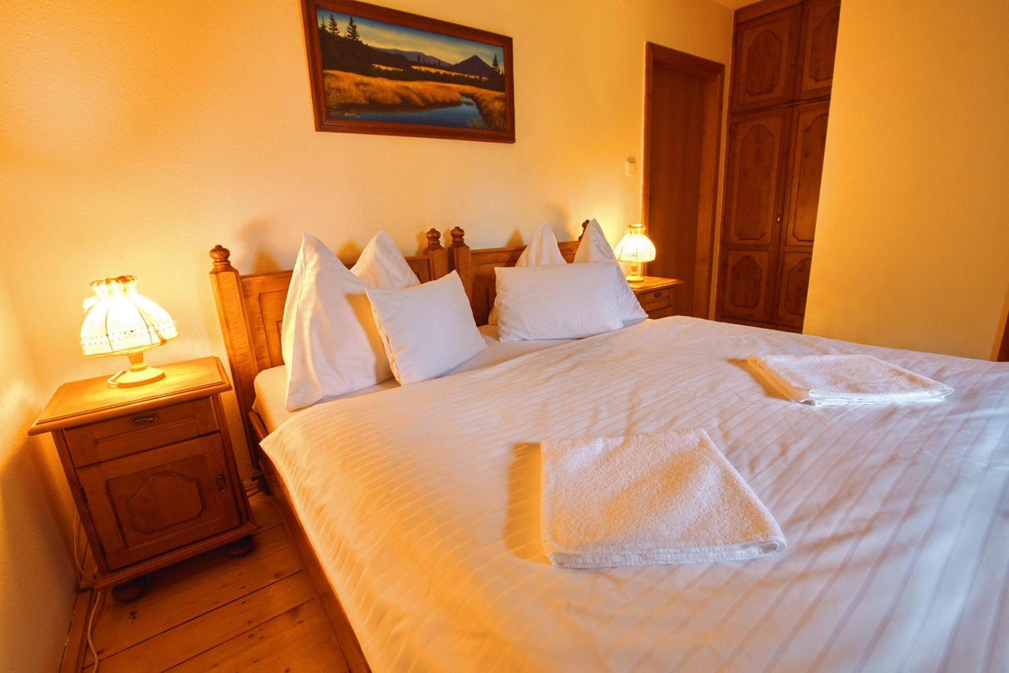Hotel Na Vyhlidce Korenov Luaran gambar