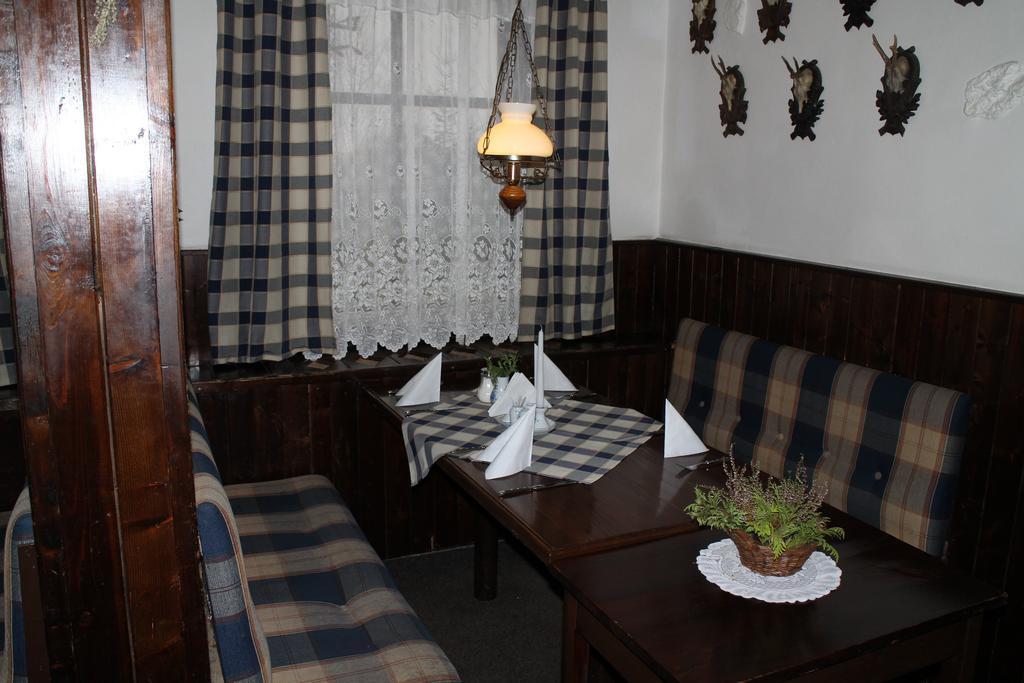 Hotel Na Vyhlidce Korenov Luaran gambar