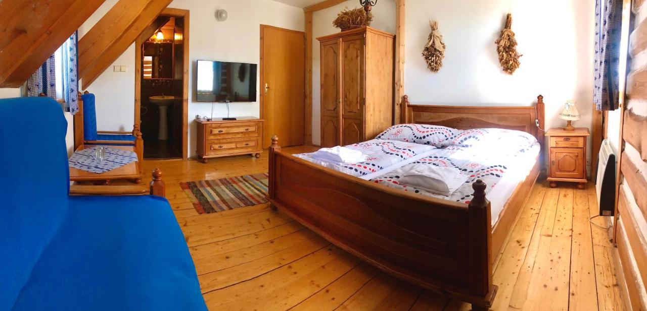 Hotel Na Vyhlidce Korenov Luaran gambar
