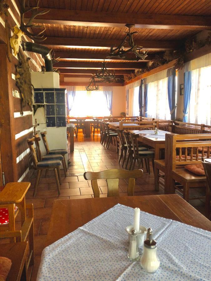 Hotel Na Vyhlidce Korenov Luaran gambar